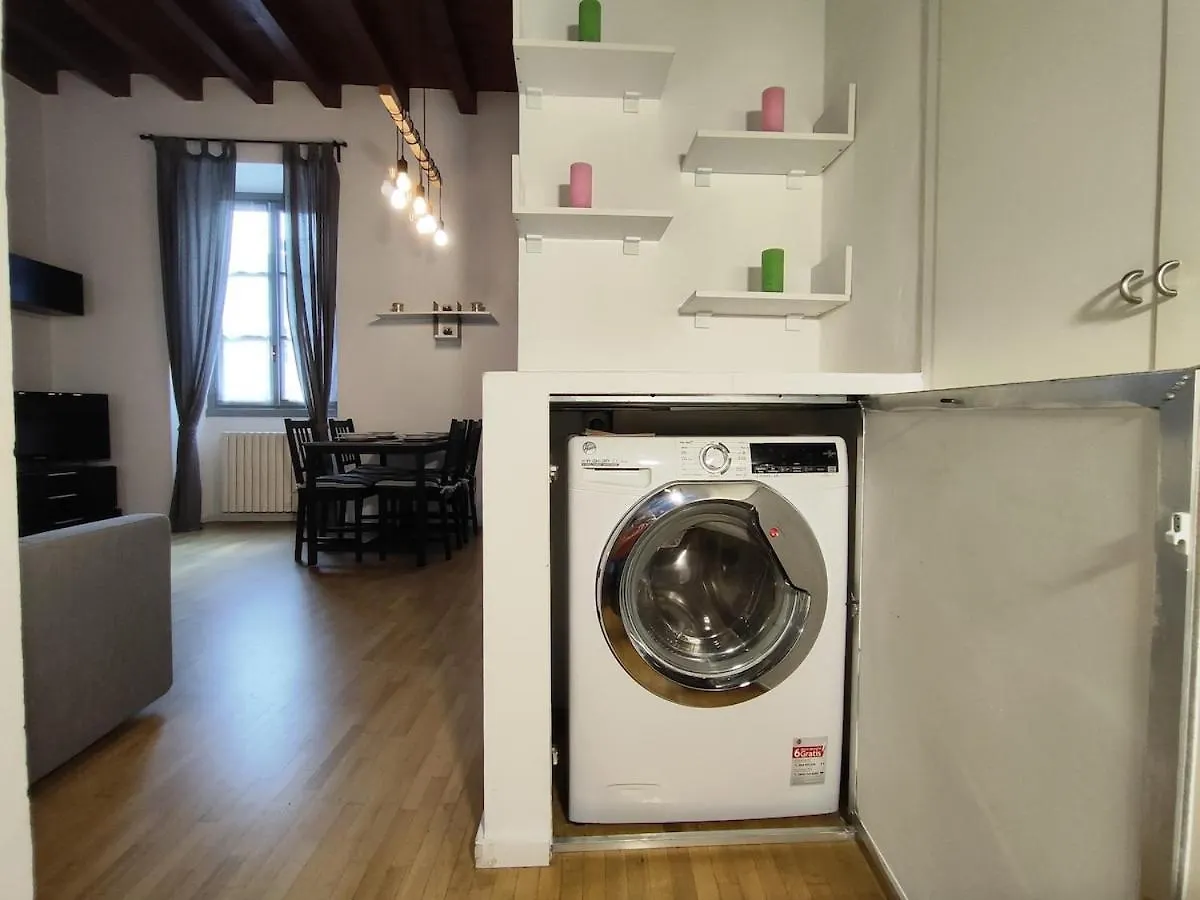 Apartment Como Appartamento In Centro Casa Mila Italy